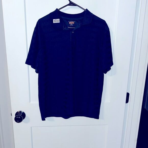 VAN HEUSEN BRAND MENS SHIRT - Picture 1 of 4